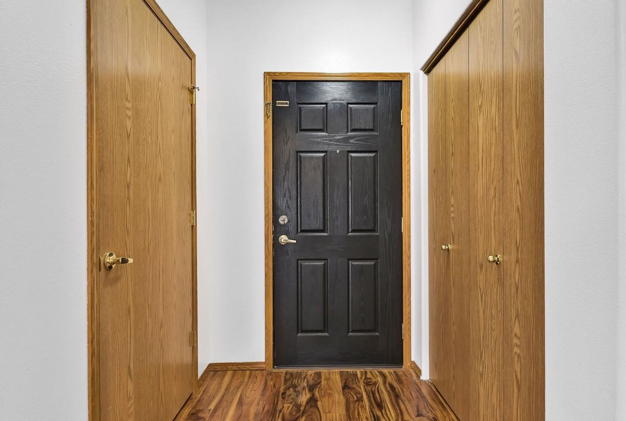 Wilson Lane Apartments - Photo 2 of 17