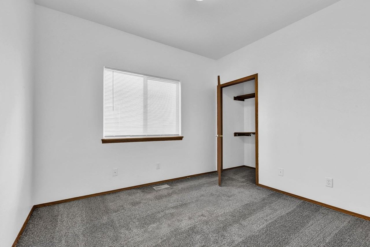 Wilson Lane Apartments - Photo 7 of 17