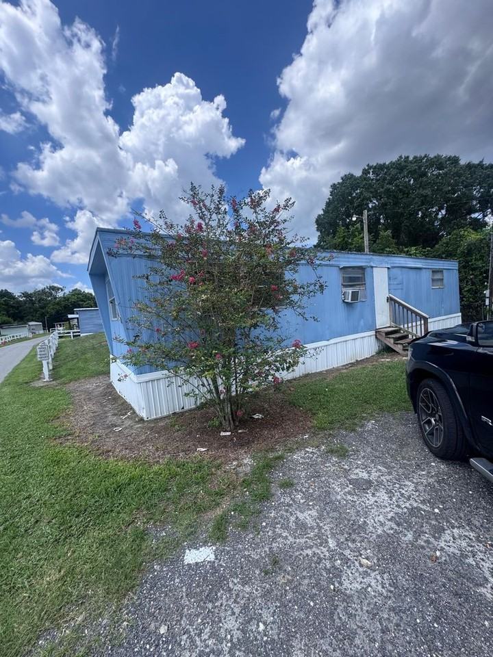 1707 Reynolds Road - Photo 3 of 11