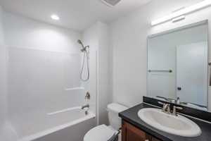 featured image of 266 E Virginia St