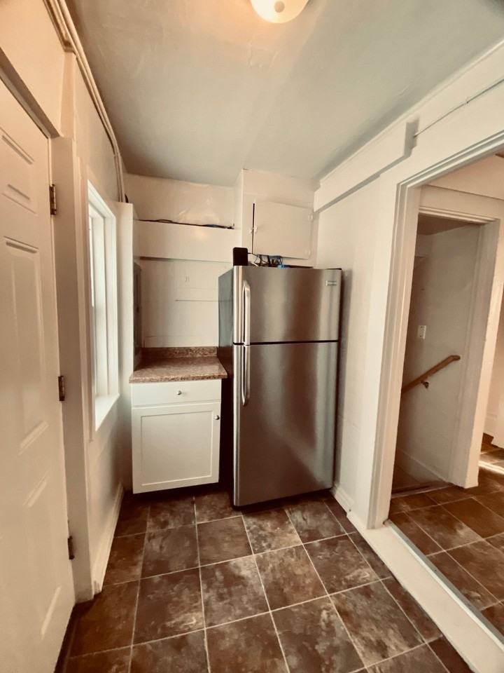 2029 House - Photo 3 of 21