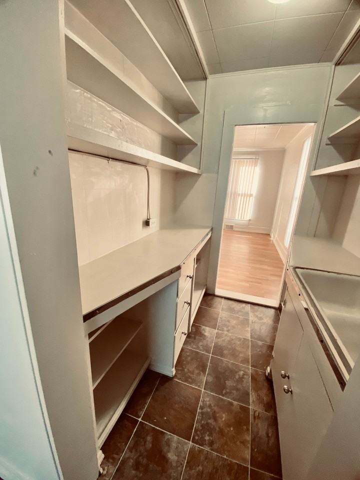 2029 House - Photo 4 of 21