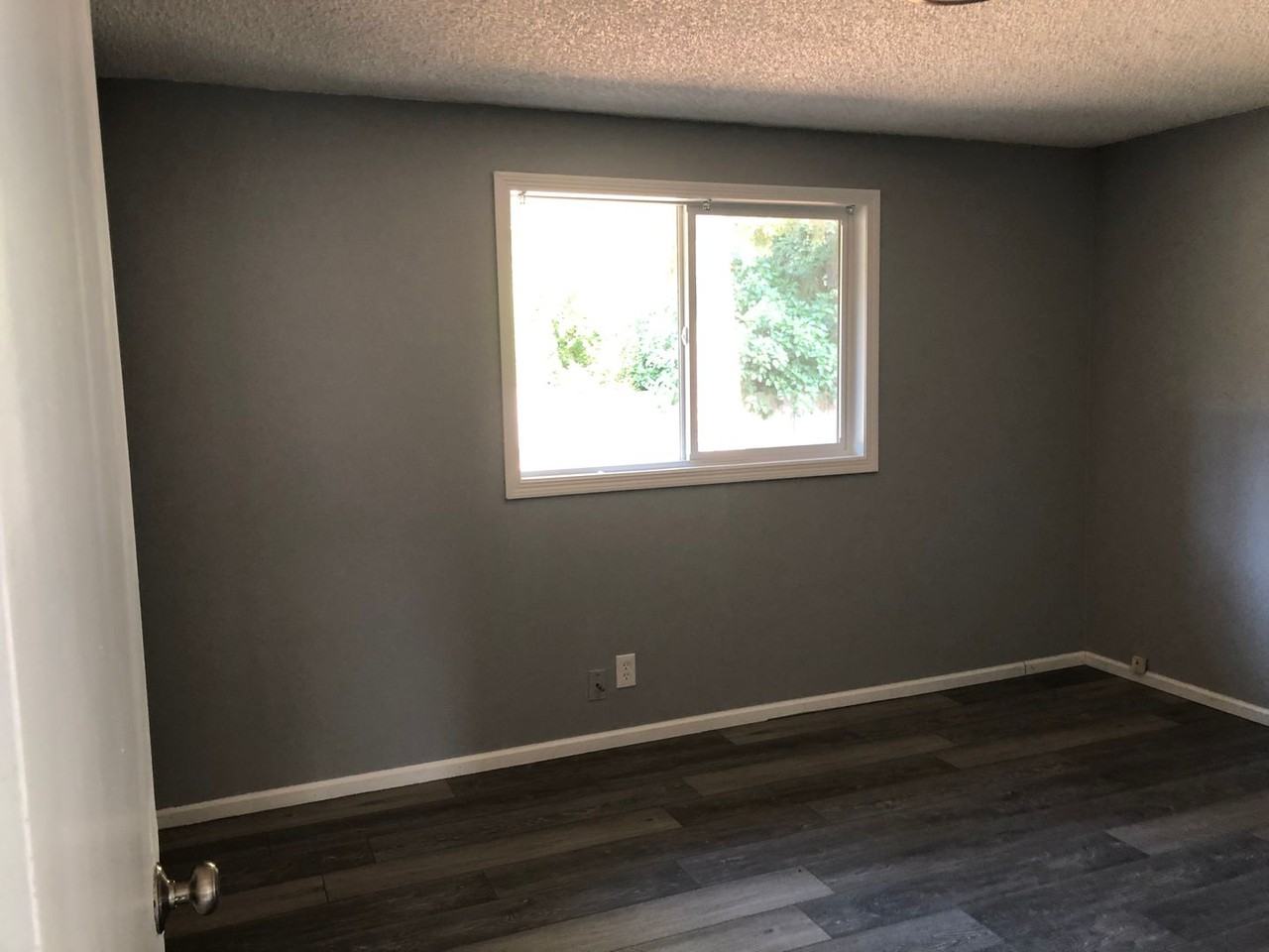 24781 Parkside Drive - Photo 7 of 10