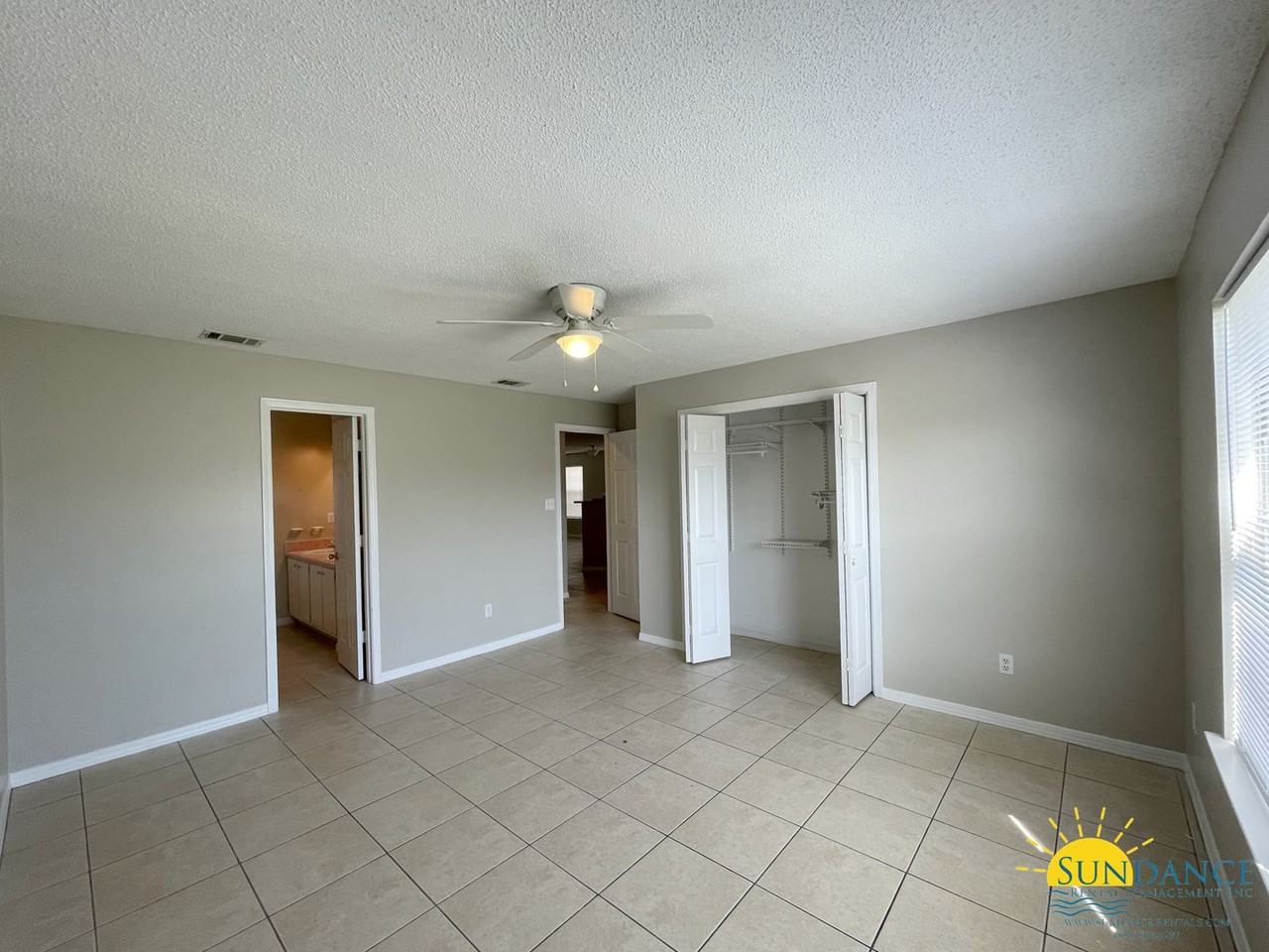 914 Emily Circle - Photo 6 of 18