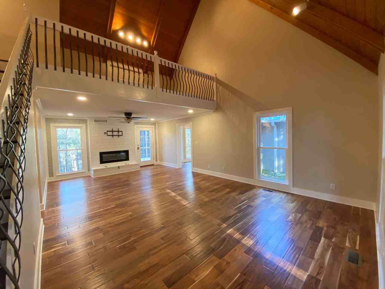 111 Woody Drive - Photo 2 of 34