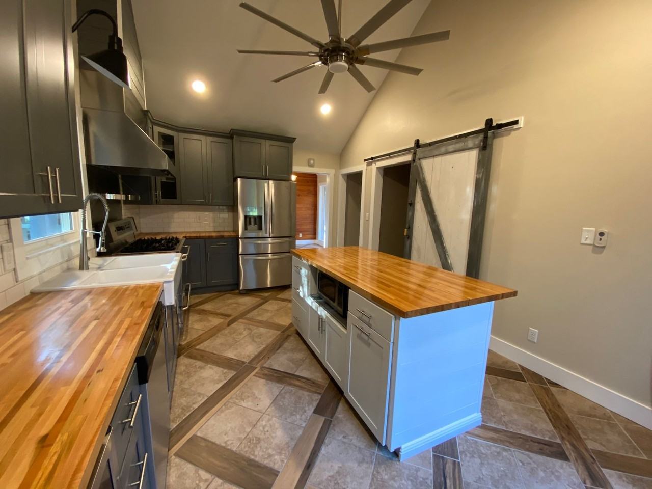 111 Woody Drive - Photo 7 of 34