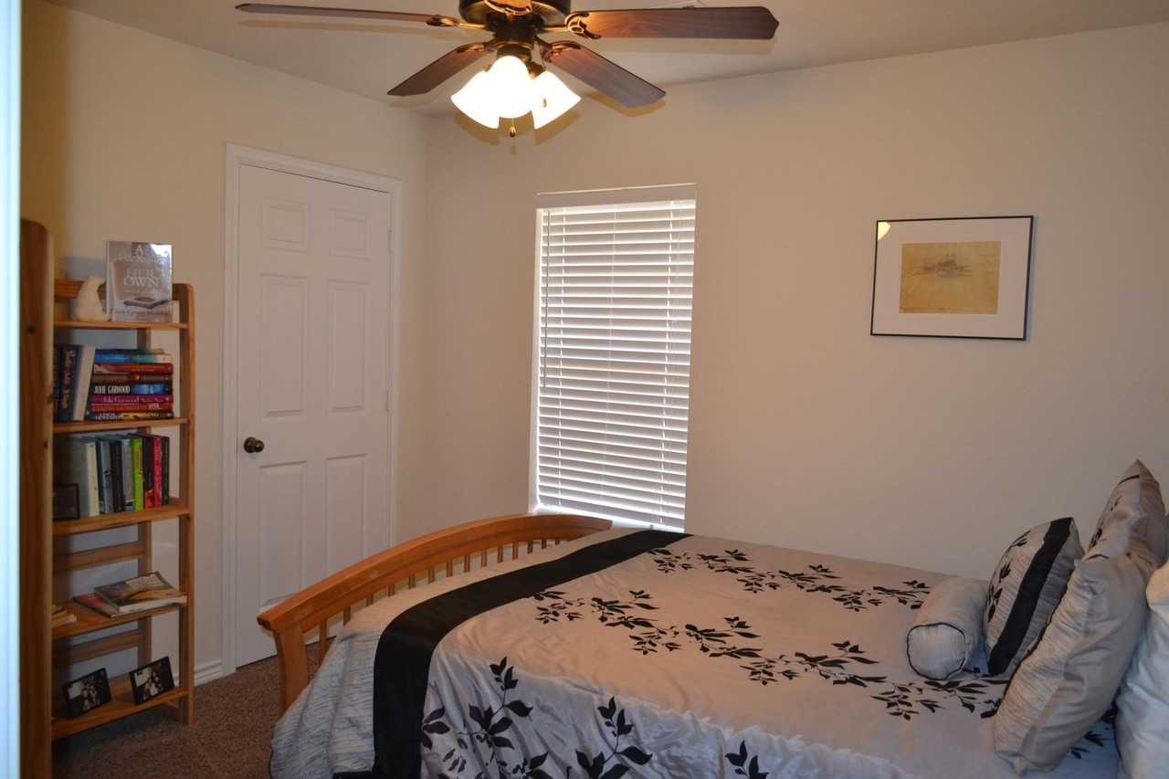 2405 Berger Drive - Photo 4 of 13