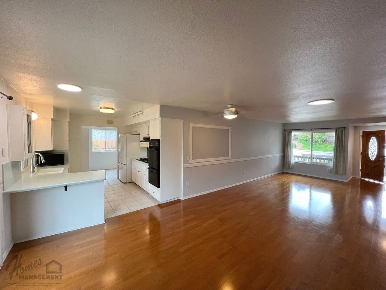 1410 Kenora Street - Photo 3 of 20