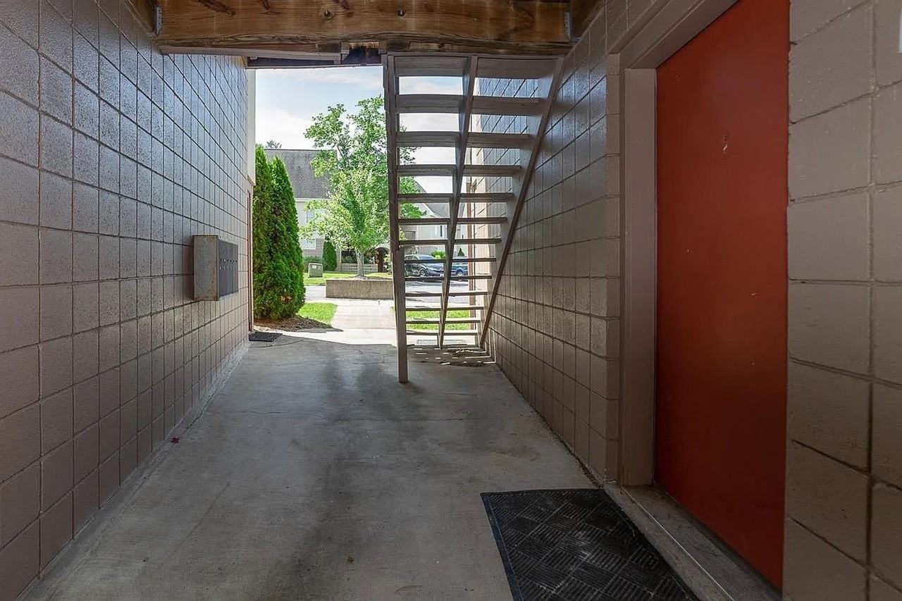 550 Borden Road #A1 - Photo 2 of 10