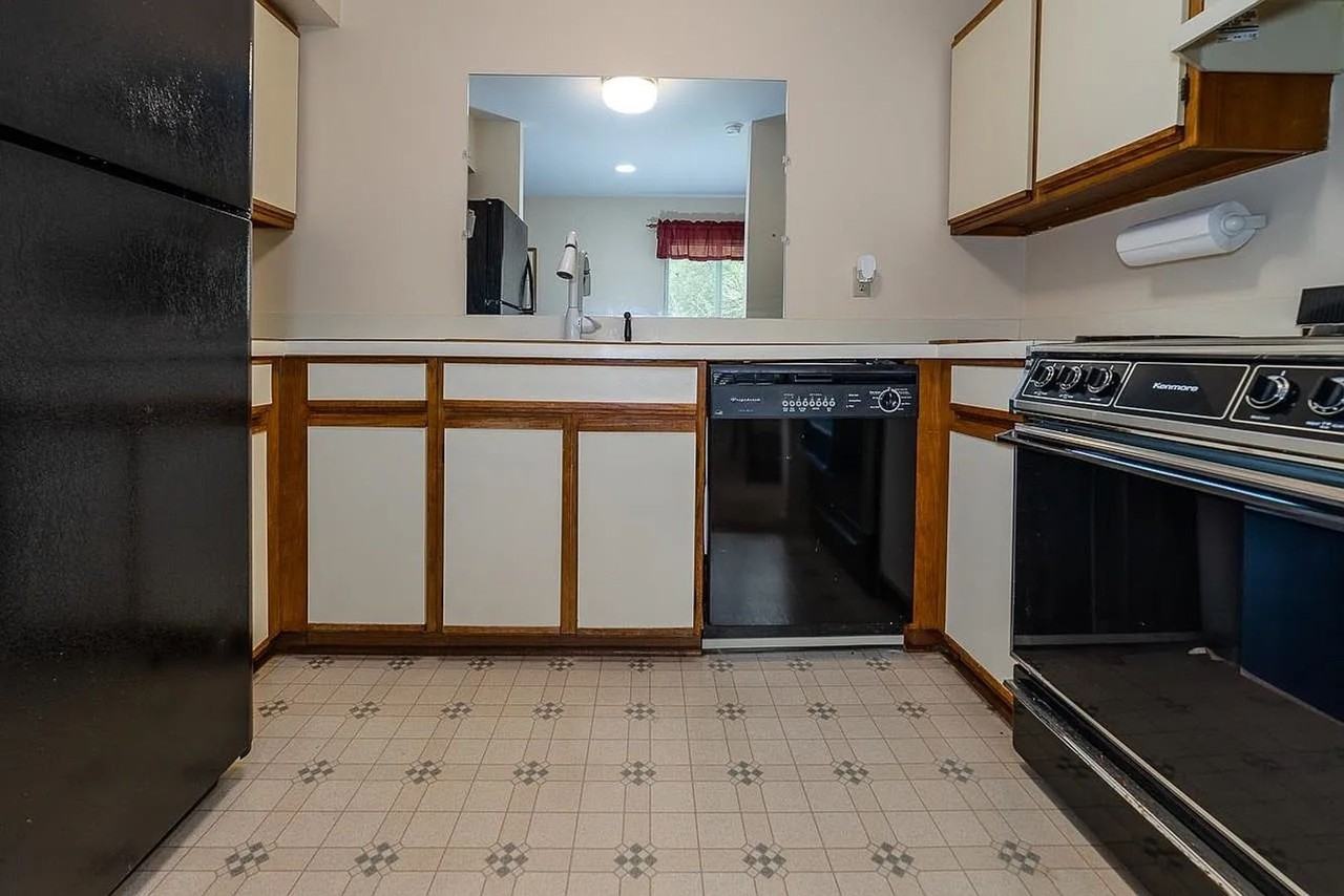 550 Borden Road #A1 - Photo 7 of 10