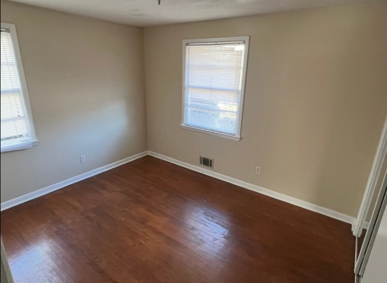 3012 Pinewood Drive - Photo 7 of 12