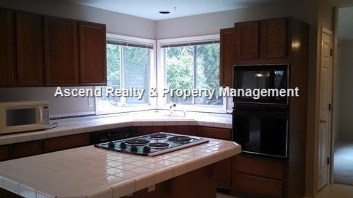 29799 Southwest Camelot Street - Photo 5 of 17