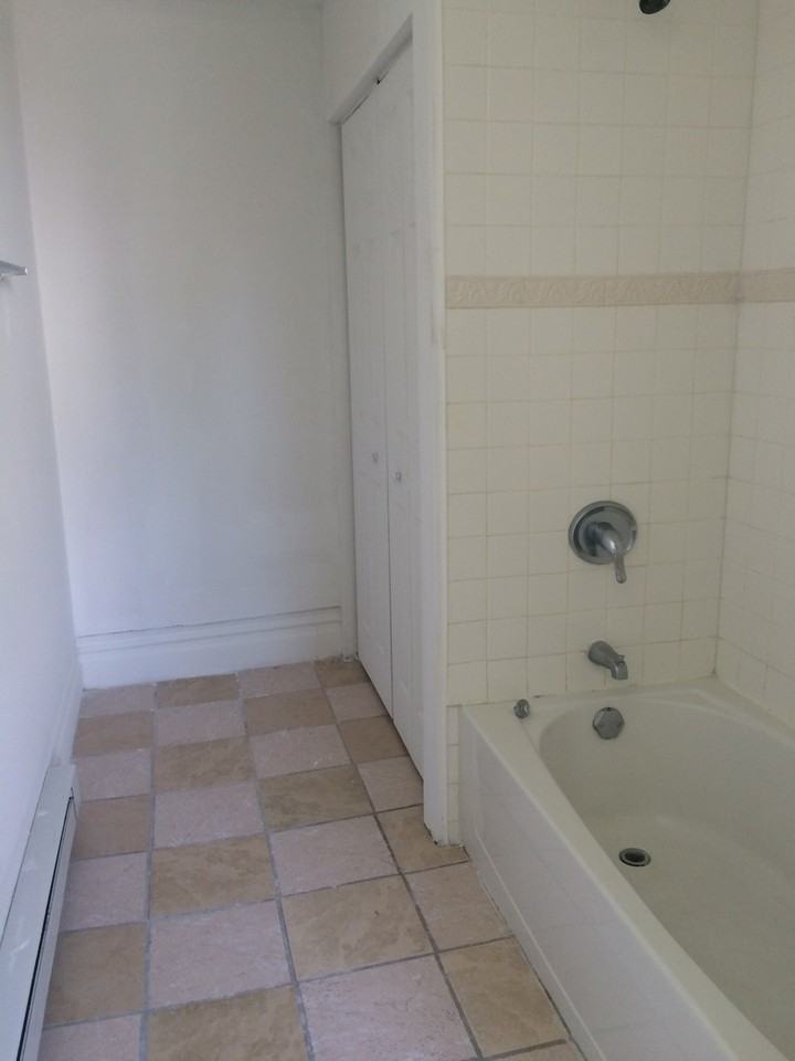 72 Greenbush St - Photo 5 of 5