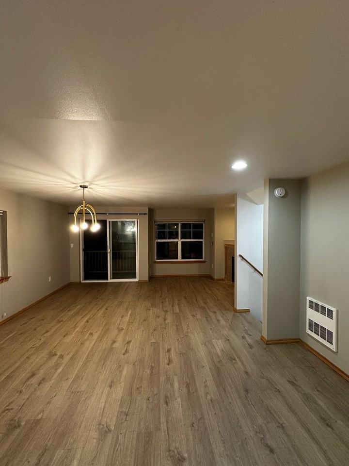 14338 Lenora Place North - Photo 5 of 14