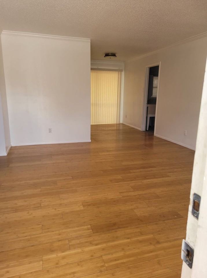 11629 La Cueva Lane Northeast - Photo 4 of 15