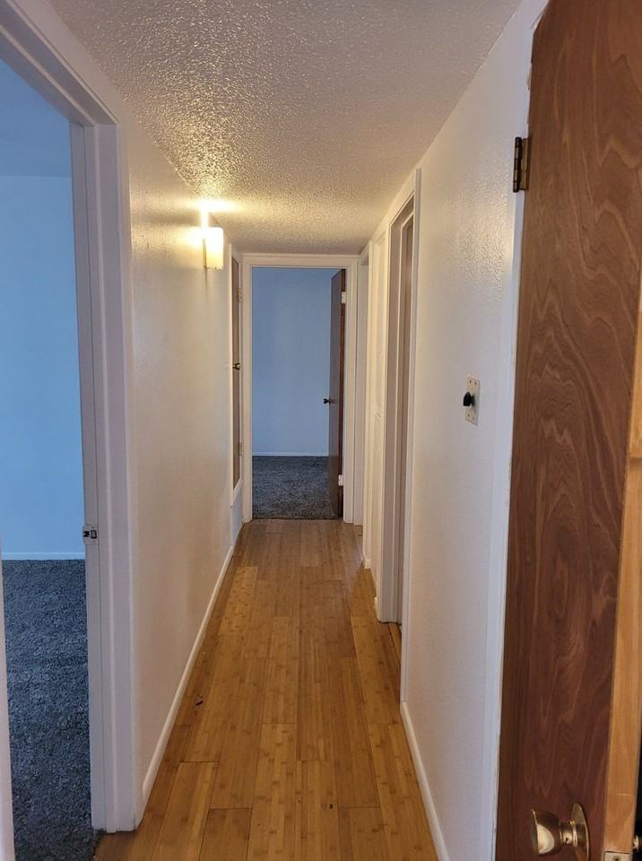 11629 La Cueva Lane Northeast - Photo 6 of 15