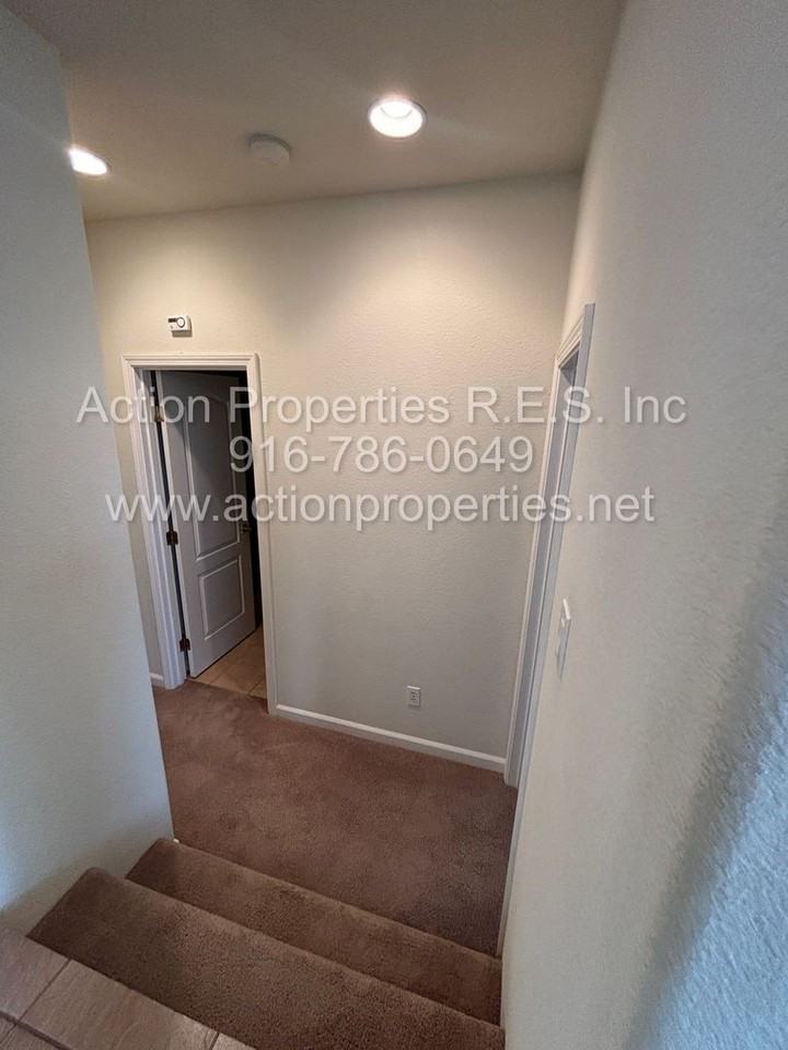 2224 Petruchio Way - Photo 6 of 41