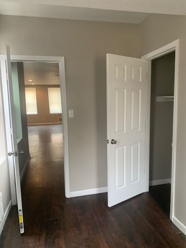 1857 East Clementine Street - Photo 6 of 19