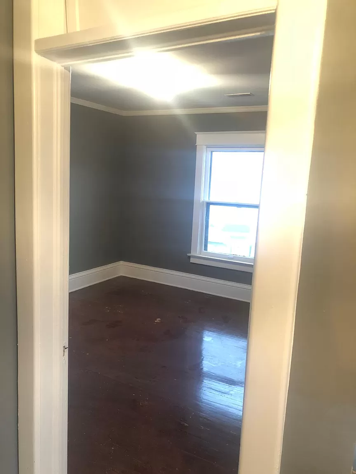 2635 Victor Street - Photo 6 of 16