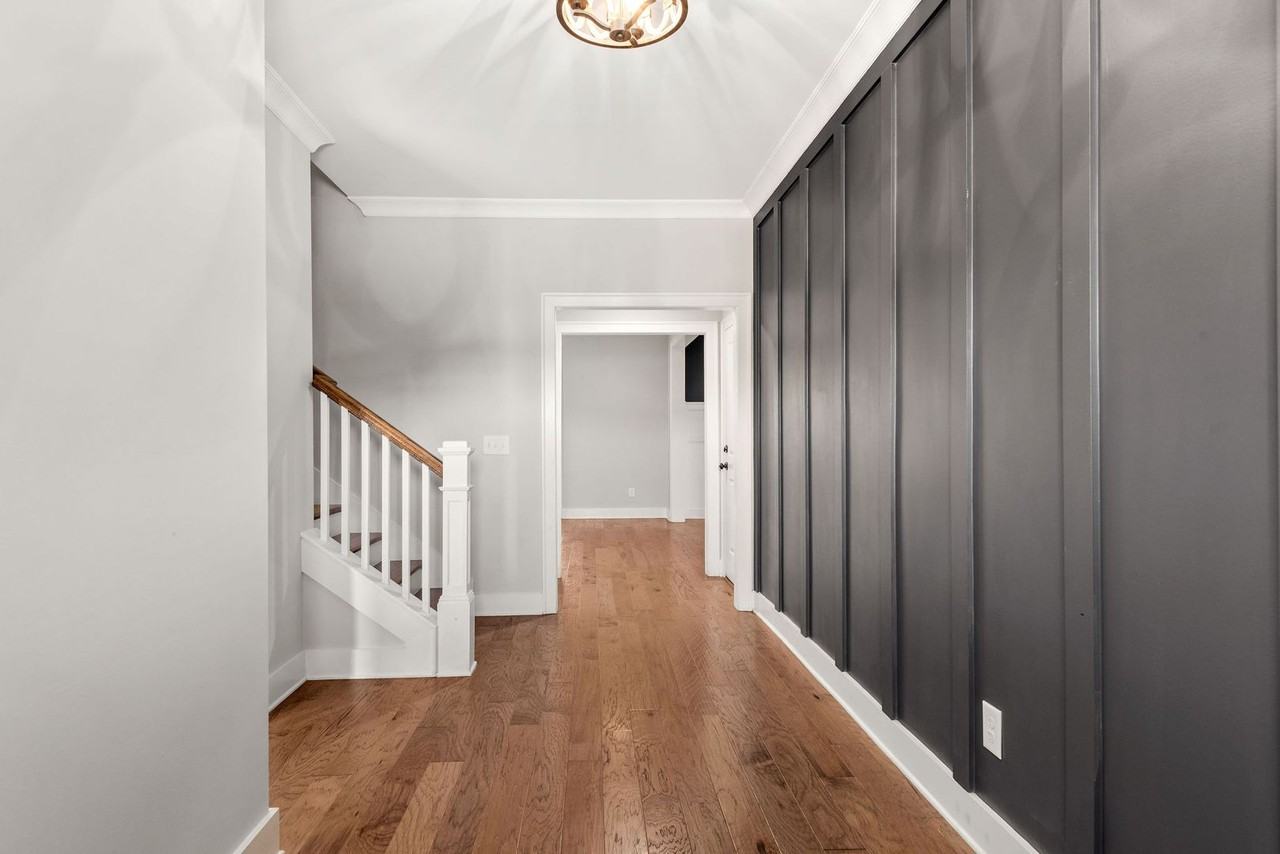 631 Sire Ave - Photo 3 of 44