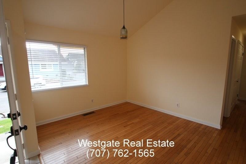 1439 Morning Glory Drive - Photo 6 of 21