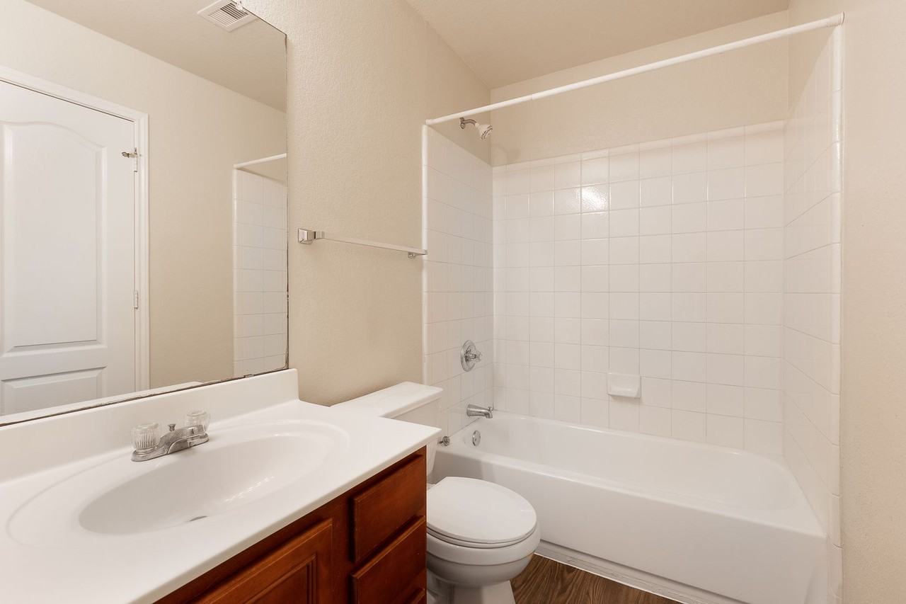 5002 Meridian Farm - Photo 6 of 36