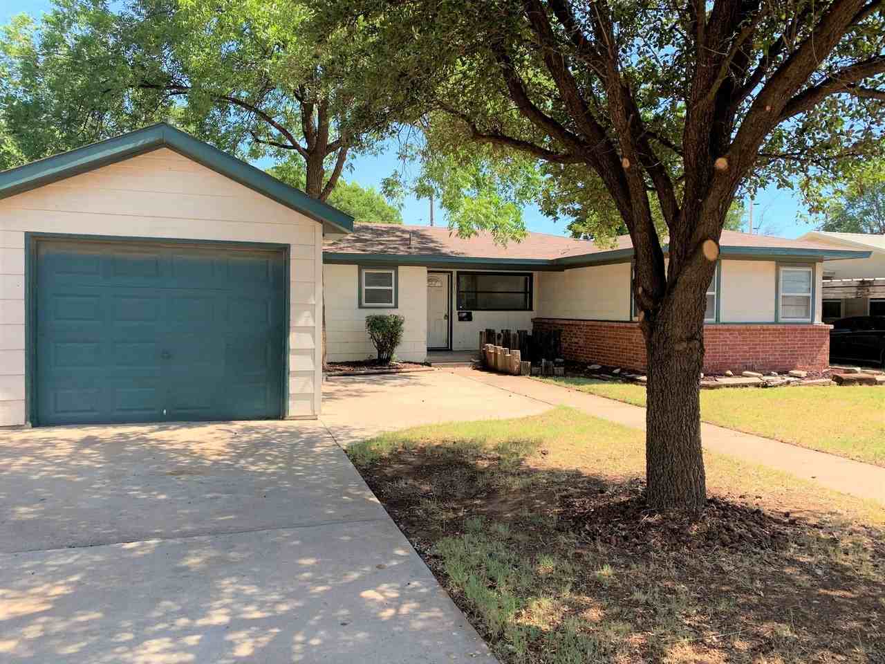 3010 44th Street - Photo 2 of 12