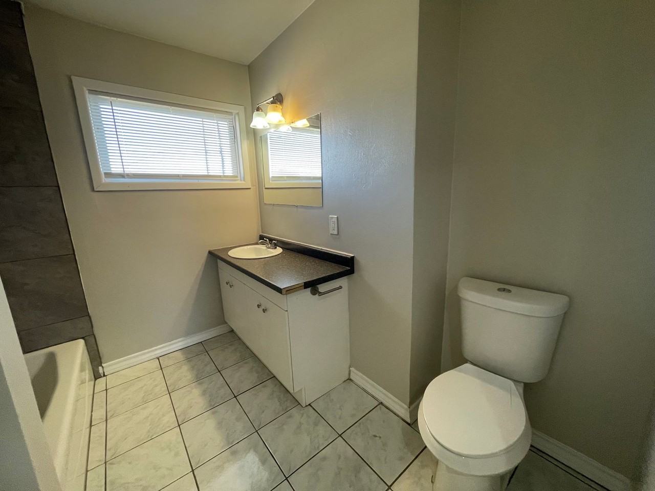 4204 44th Street - Photo 6 of 14