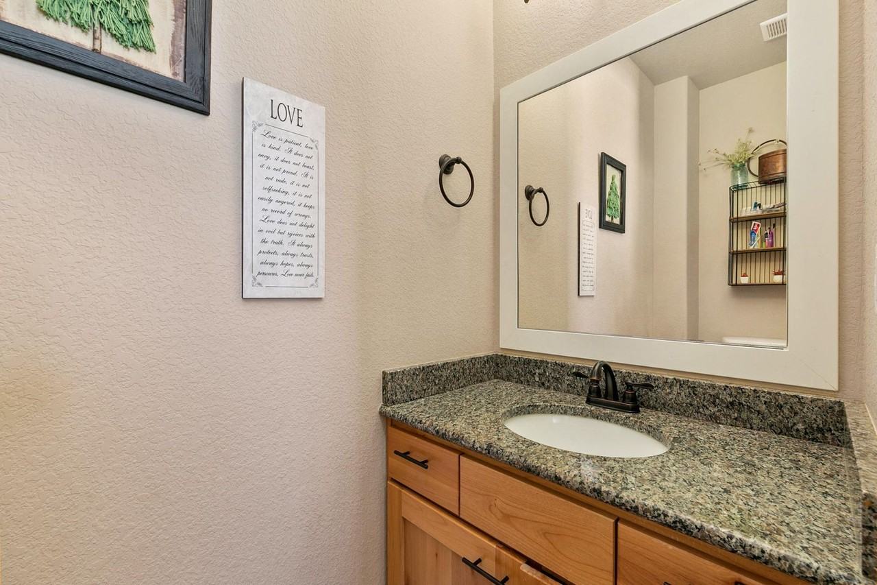 1063 Mt Columbia Drive - Photo 5 of 26