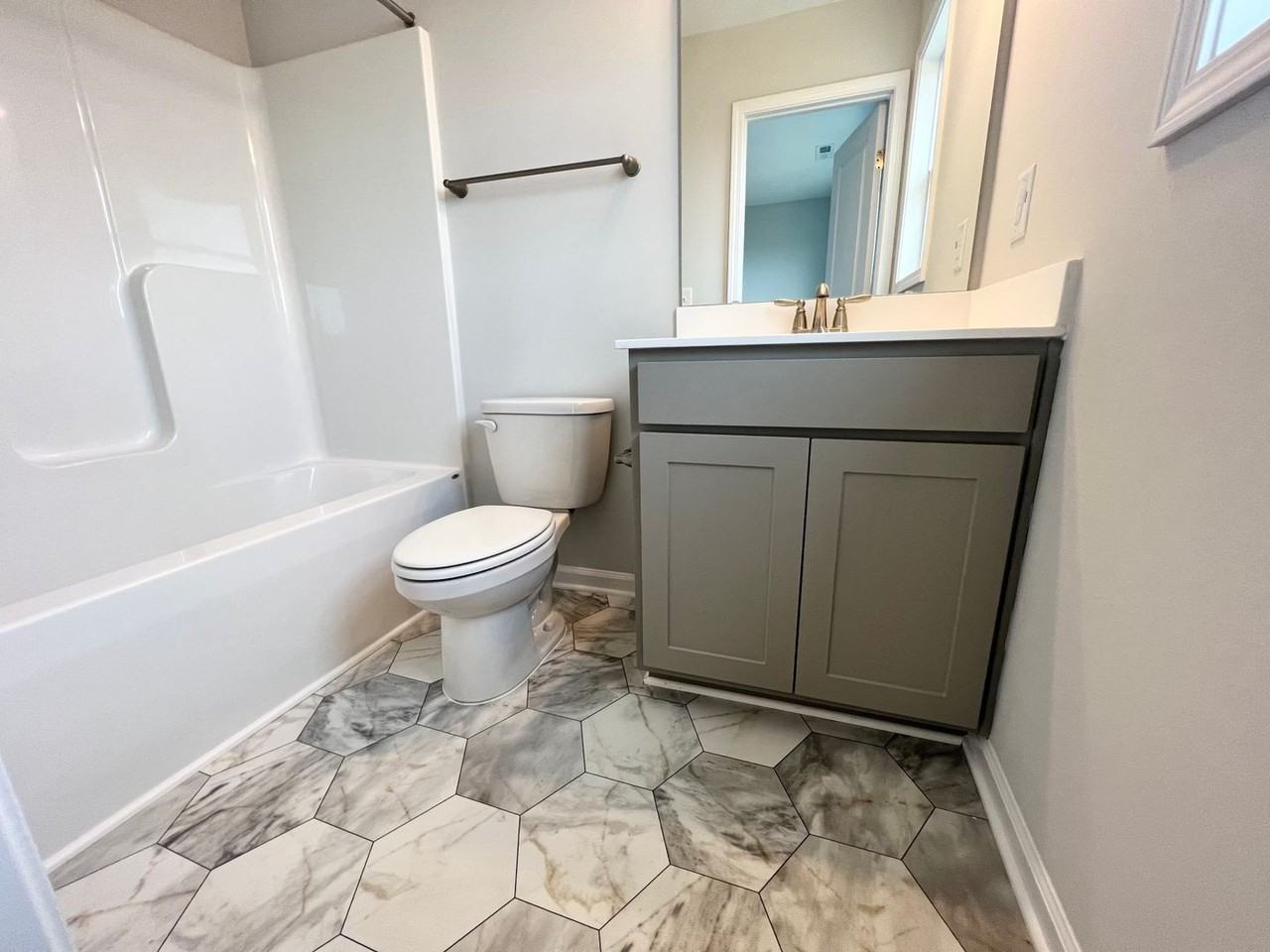 162 Pepperbush Dr - Photo 7 of 13