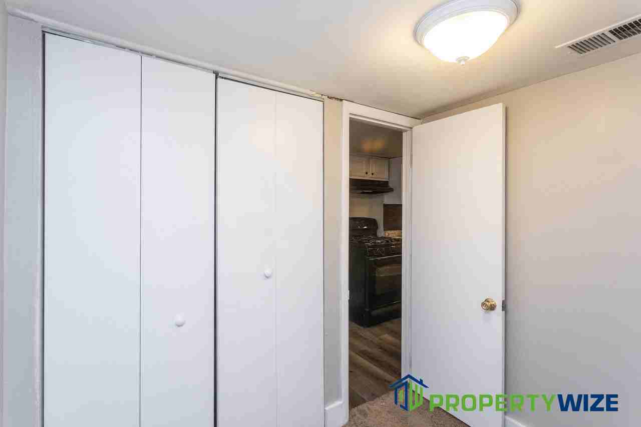 2017 Saint Paul St #B - Photo 5 of 24