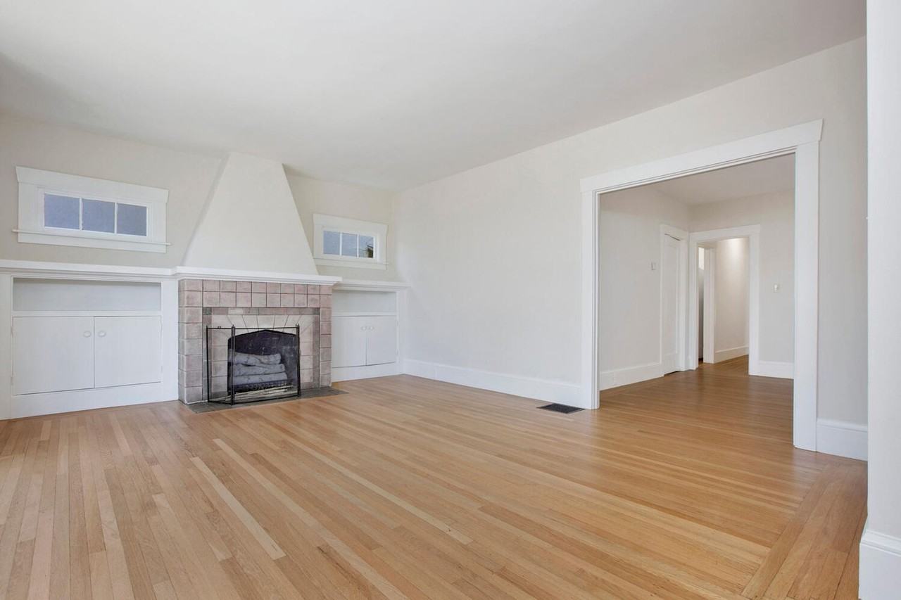 5831 Keith Avenue - Photo 3 of 19