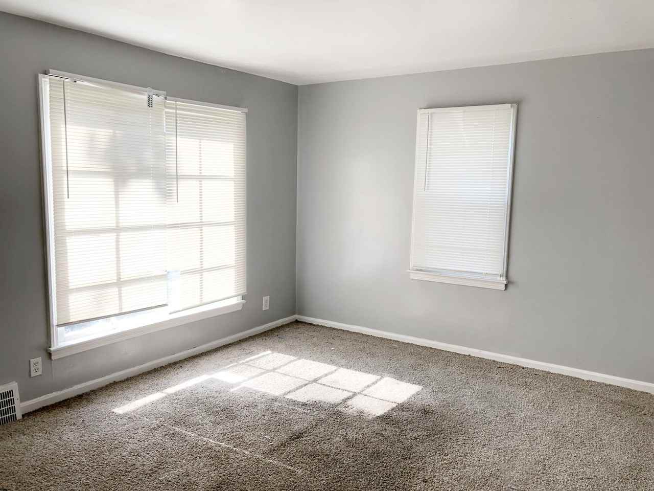 21401 Watson Road - Photo 4 of 8