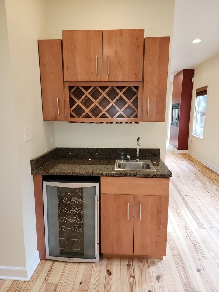 1913 West 50th Street - Photo 6 of 44