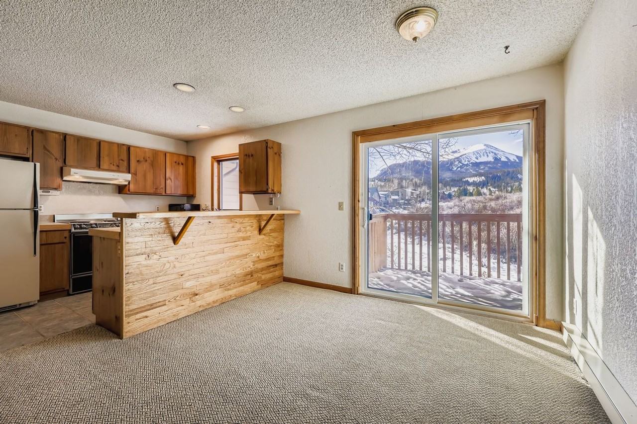 345 North Chipmunk Circle - Photo 6 of 29