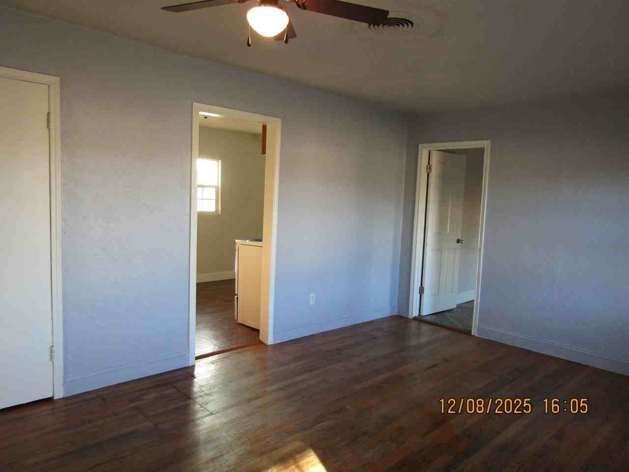 3428 Nw Lincoln Ave - Photo 7 of 14