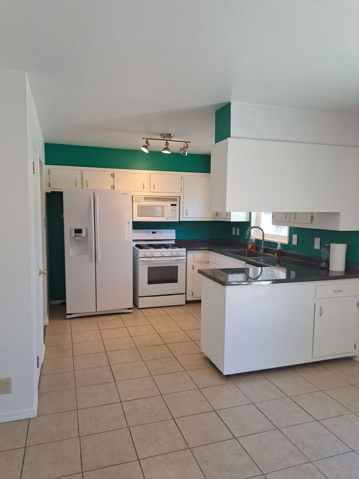 3416 Parsifal Street Northeast - Photo 6 of 22