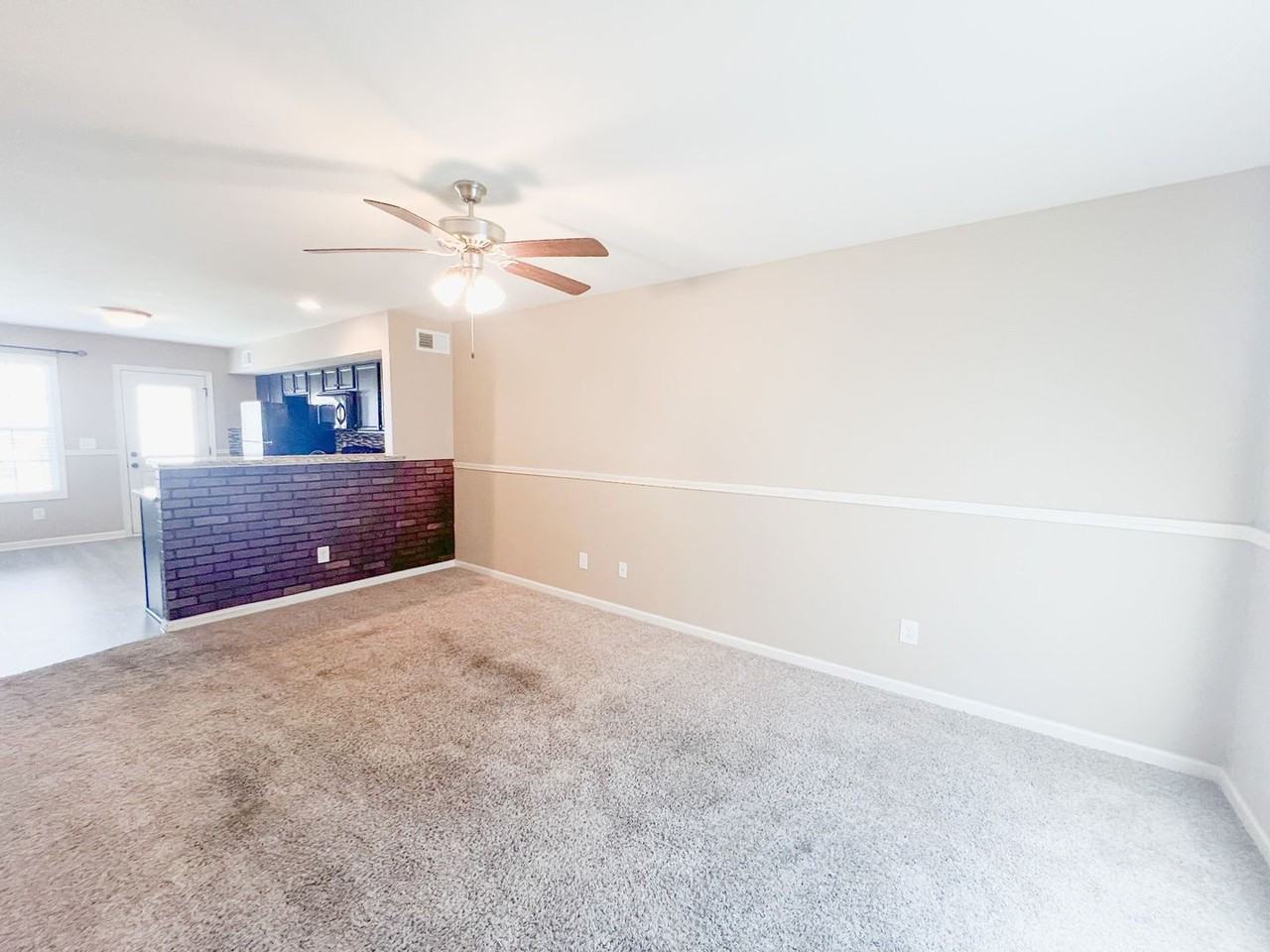 2284 Mccormick Lane - Photo 3 of 13