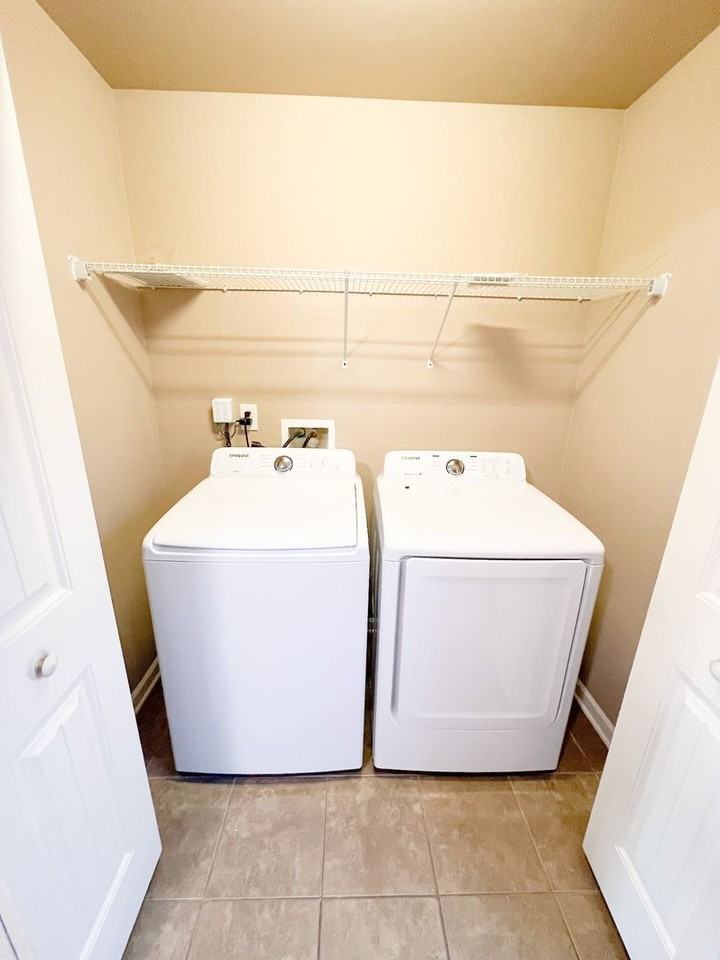 2284 Mccormick Lane - Photo 7 of 13