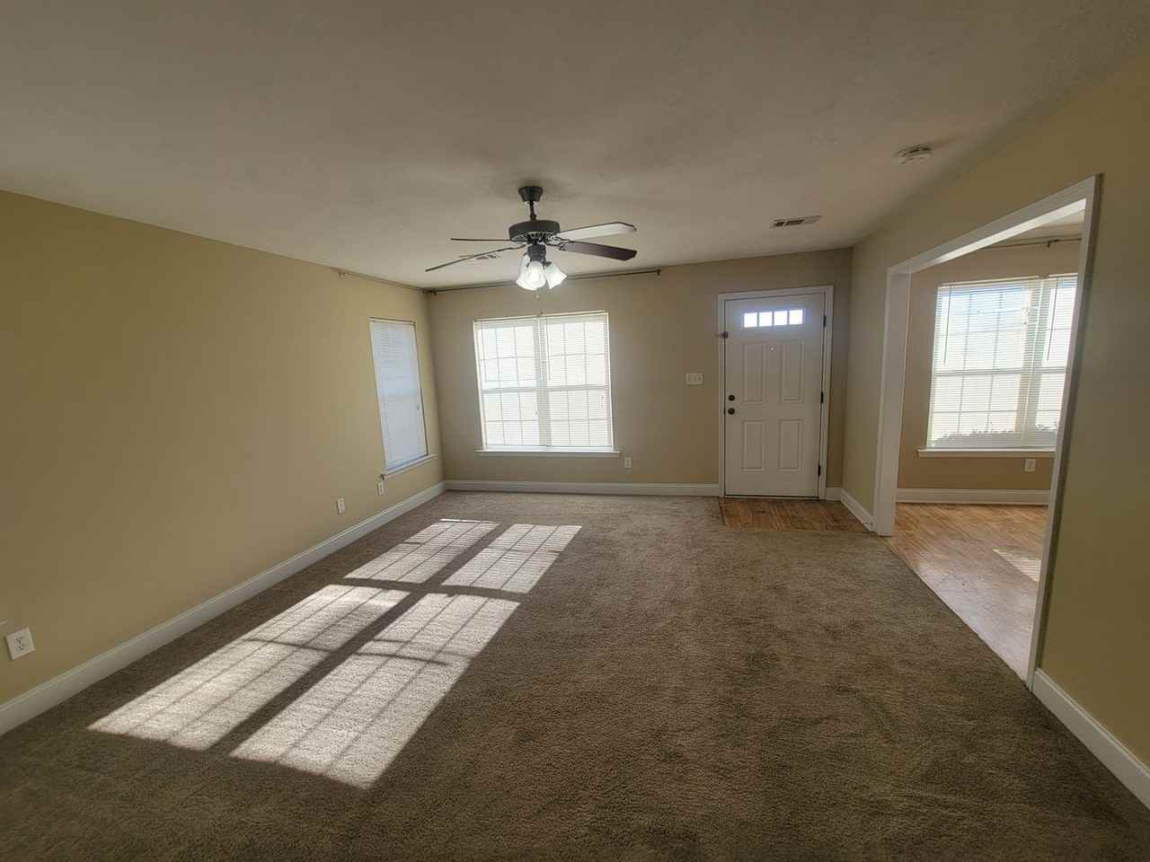 2205 Whitney Court - Photo 3 of 17