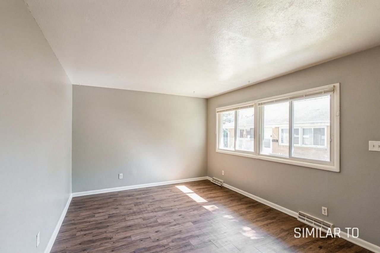 3422 Southwest 8th Street - Photo 4 of 15