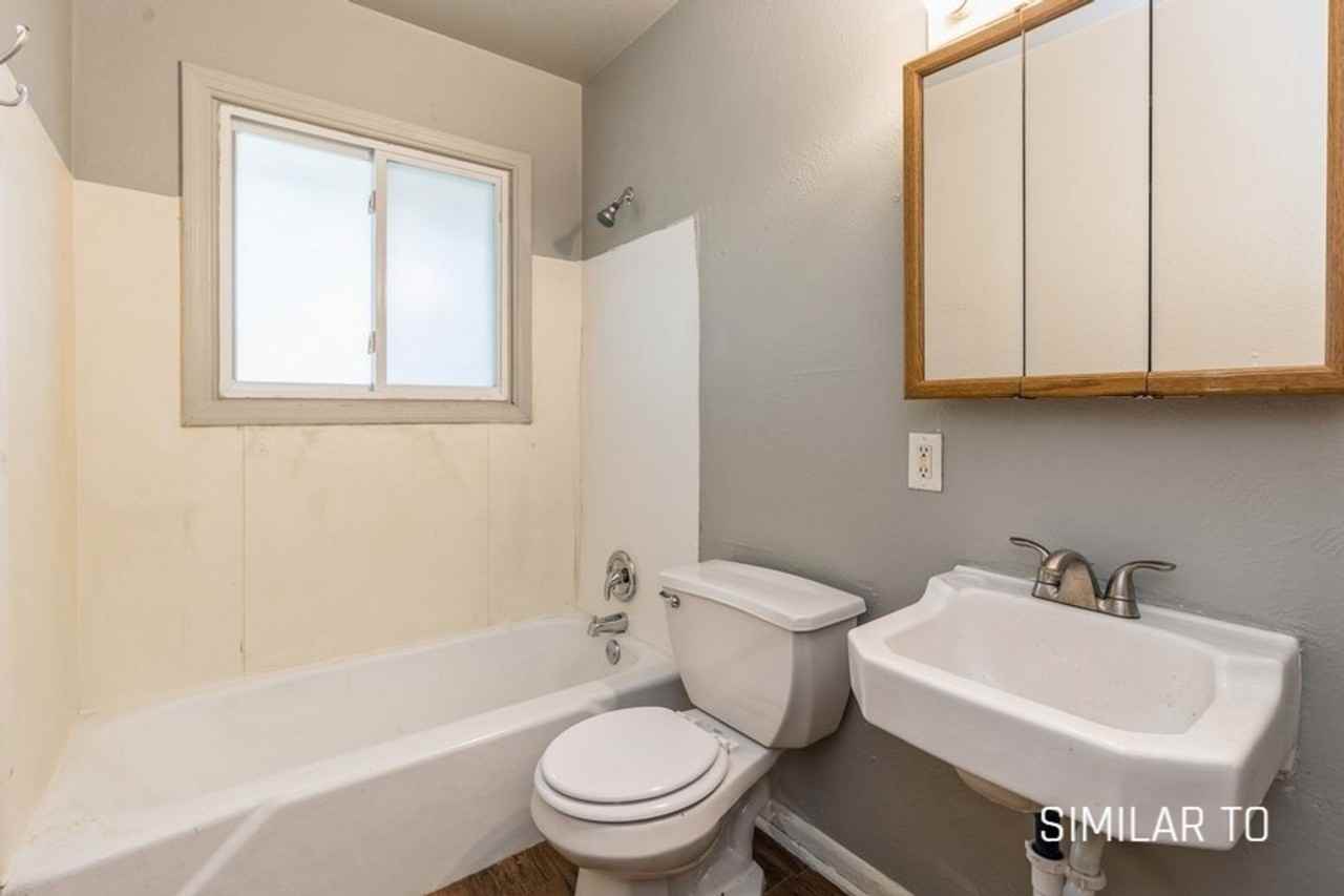 3422 Southwest 8th Street - Photo 7 of 15