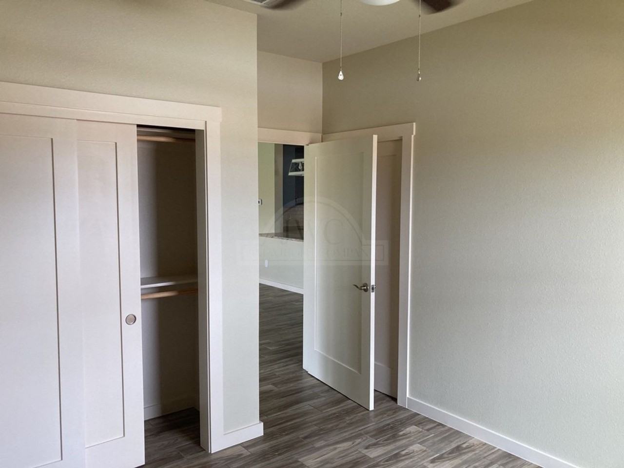 5007 White Rose Drive - Photo 7 of 19