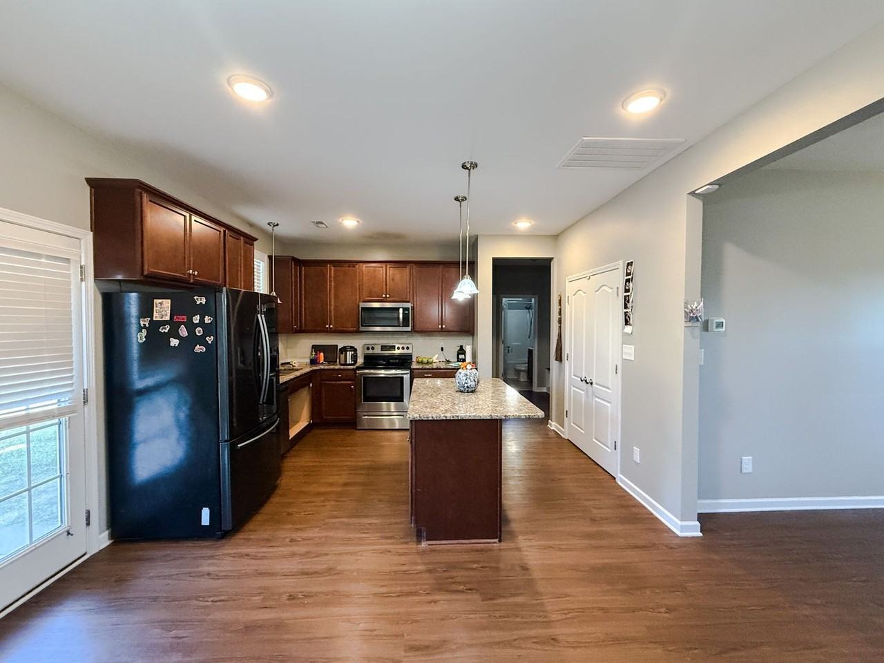 268 Chatfield Drive - Photo 6 of 20