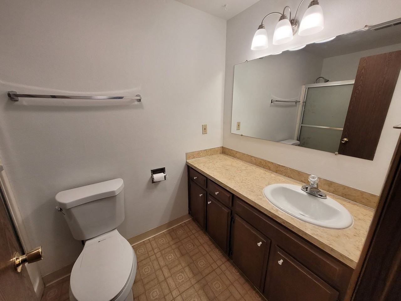 3832 Auburn Road Northeast - Photo 5 of 9