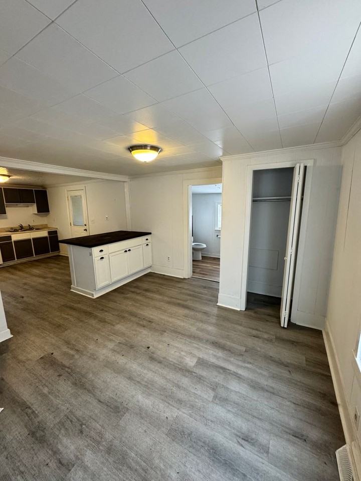 5413 Almond Avenue - Photo 4 of 19