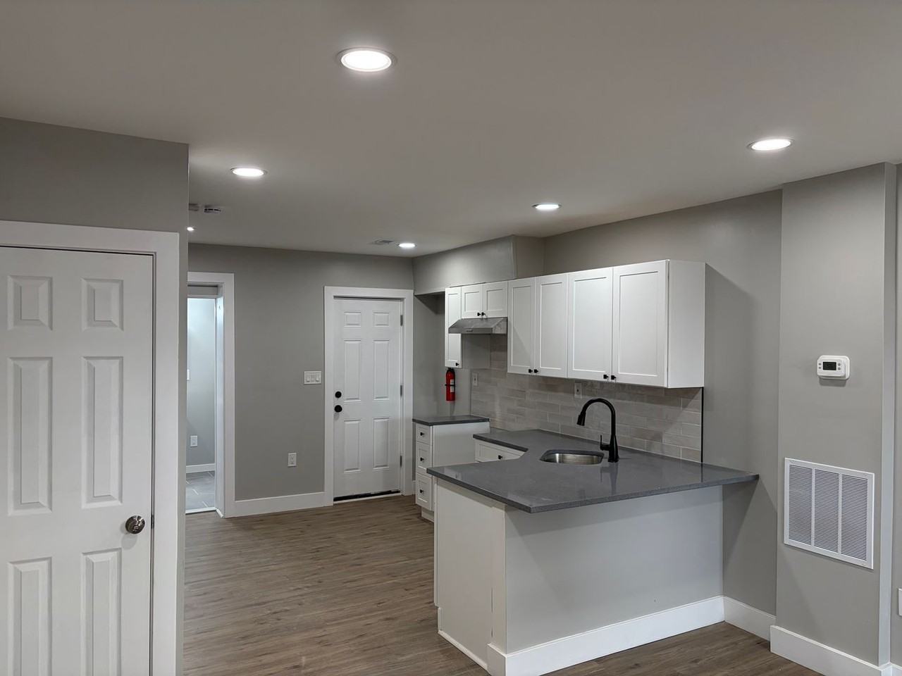 505 West Vine Street - Photo 7 of 22