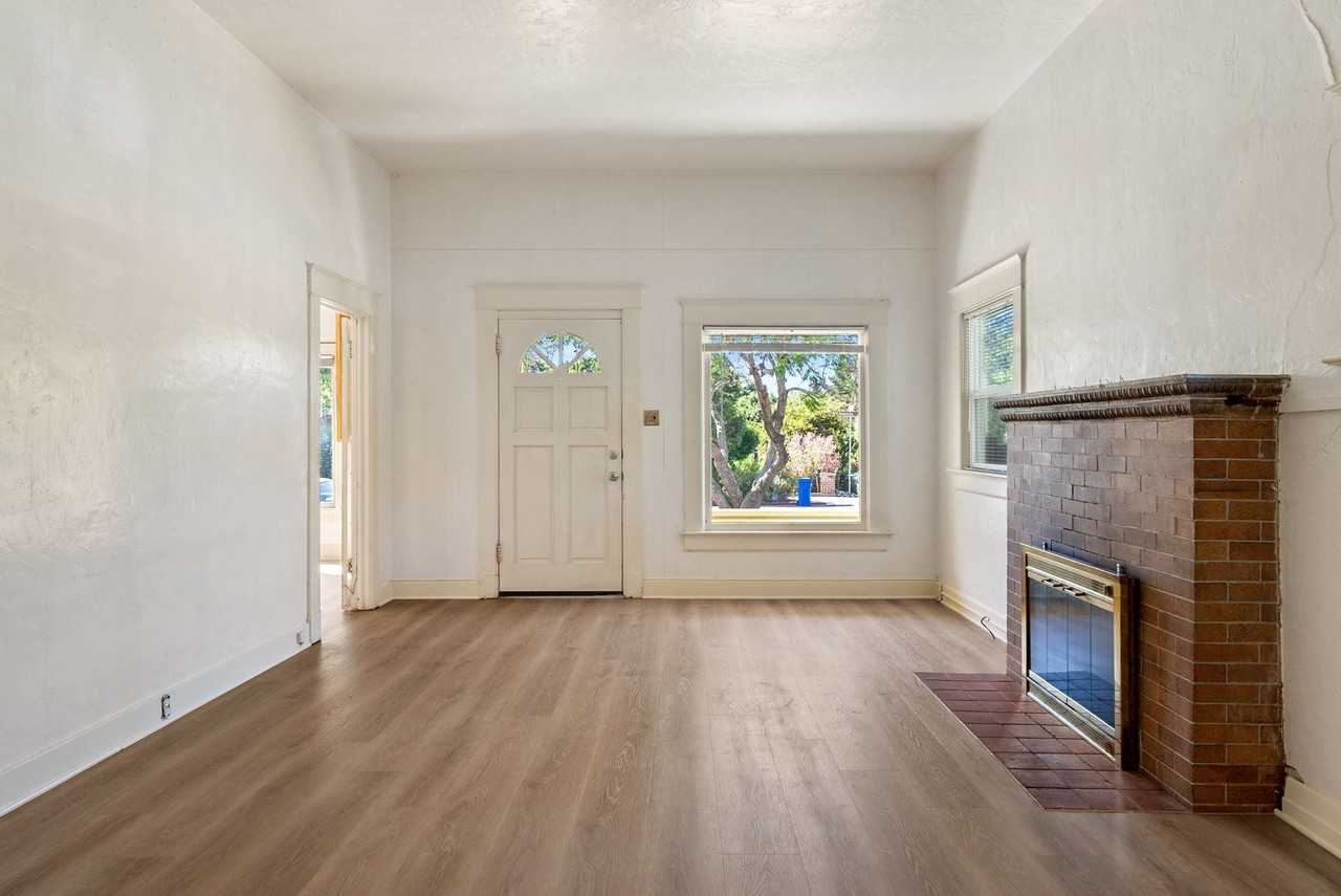 1367 Higuera Street - Photo 6 of 33