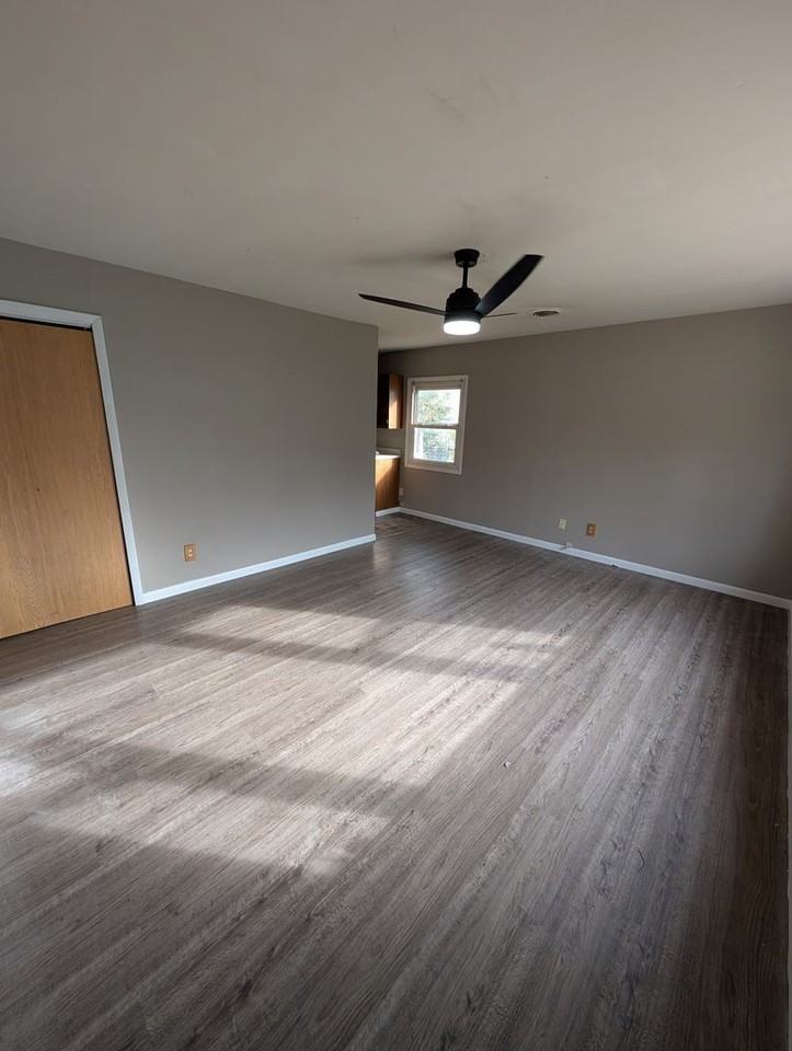 7 Garnet Court - Photo 2 of 9