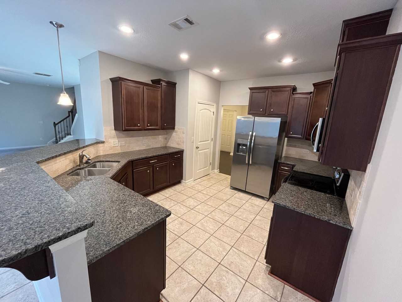 7426 Sorrel Court - Photo 5 of 39